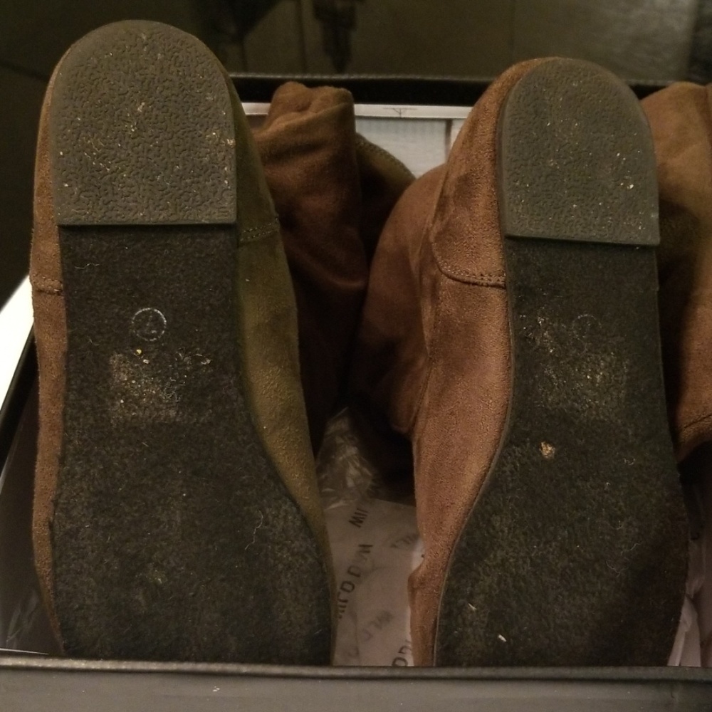 Boots - Picture 4 of 4